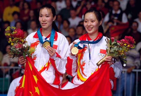 资料图片葛菲顾俊夺2000年奥运羽毛球女双金牌