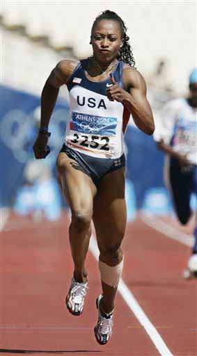 图文-奥运会田径女子100米预赛 美国短跑名将