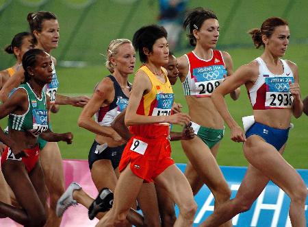 图文:田径――邢慧娜进入女子5000米决赛(1)_2004雅典