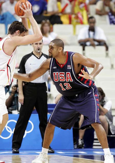 图文:篮球――美国男篮胜西班牙(1)_2004雅典