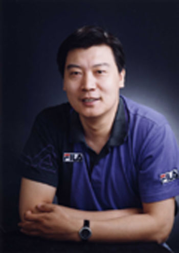 图文-2004中国奥运乒乓球代表团 乒乓球队教练