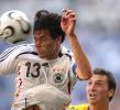 图文-[1/8决赛]德国2-0瑞典这哥们跳的真高啊