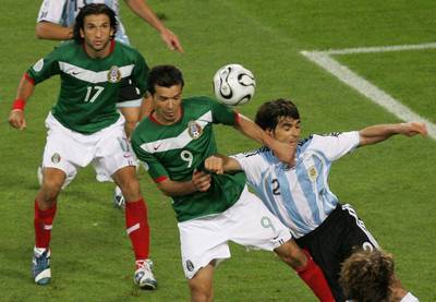 图文-阿根廷加时赛淘汰墨西哥 博尔格蒂贻误战
