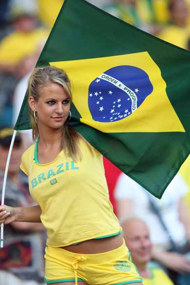 图文-世界杯的美丽诱惑 巴西美女青春逼人_图