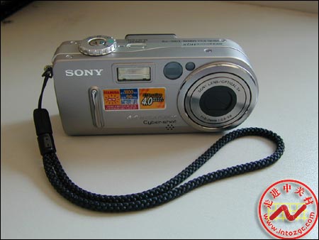 唯美袖珍:SONY新型数码相机DSC-P9__网上学