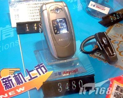 新品掉价 三星e728携手e628同降200