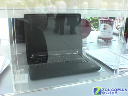 ThinkPad Zϵ±ʼǱع