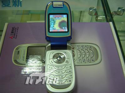ŮԼѡM520ֻ300ƽǧԪ