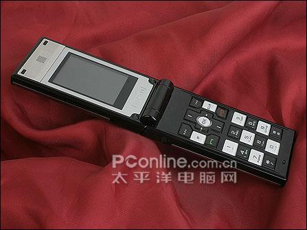 内置石英钟手机 阿尔卡特简约折叠S850评测(1