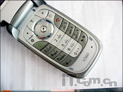 摩托蓝牙音乐手机亮相V360仅售2000