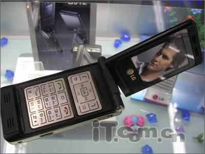 仅售3450元LG超薄手机G912大降340元