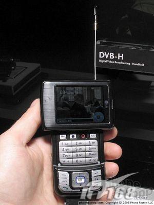 滑盖加旋屏LG最新DVB-H手机亮相