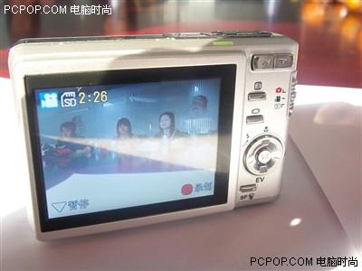 中国造最强相机挑战日本 爱国者V68快评_数码