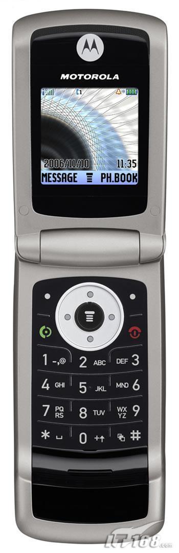 圆润轻薄摩托罗拉推出16.6毫米FM手机W220