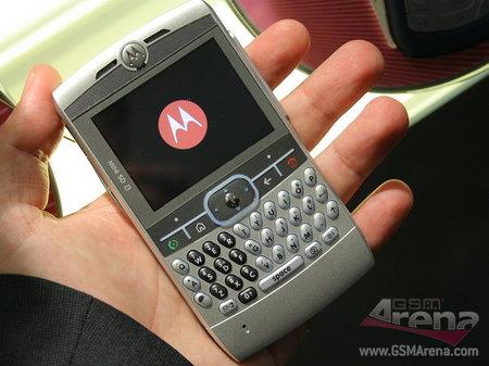 摩托Q精彩亮相3GSM预计06年底出3G版