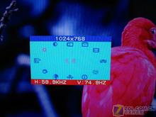 EMC三款液晶齐降价17寸8ms仅售1699元