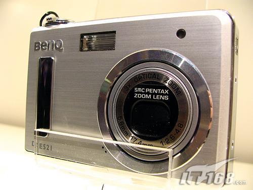 采用OLED显示屏BenQ展出新卡片机E521