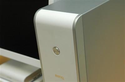 光驱orUSBHUB?明基漂亮盒子独家揭密