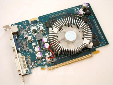 жгGeForce7600ϵе