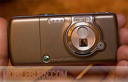 钛金色之魅新WALKMAN索爱W700真机图赏