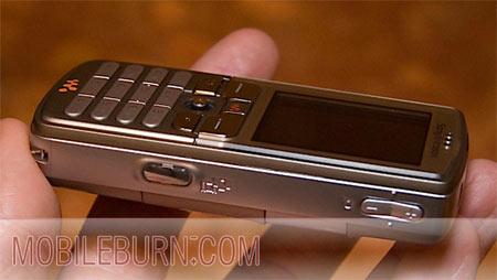 钛金色之魅新WALKMAN索爱W700真机图赏
