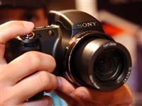 远摄利器索尼发布2款H系列数码相机