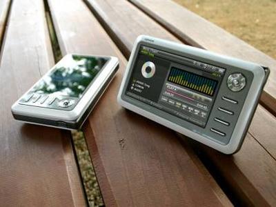 加大容量30G版iAudioA2登陆国内市场