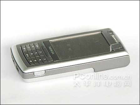 小降330诺基亚首款UIQ智能手机仅售3660元