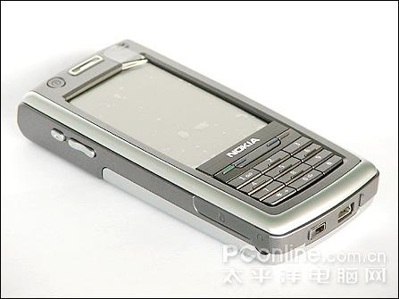 小降330诺基亚首款UIQ智能手机仅售3660元