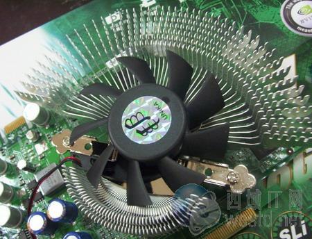 飞酷风扇！双敏GF7600PRO版市售999