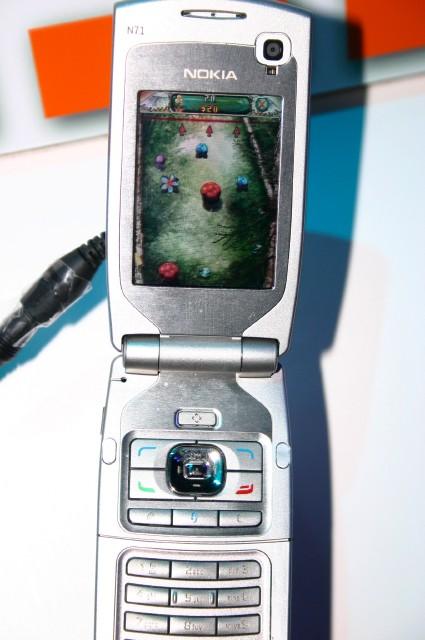 新游戏眼花缭乱E3 06诺基亚展台人气旺_手机