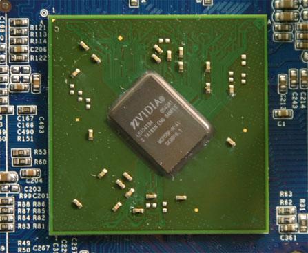 双卡四槽六SATA!零售版豪华NF5价格锁定699元
