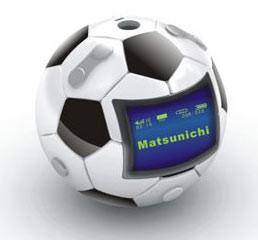 预热06世界杯松日足球形MP3首度曝光