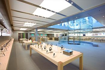 苹果纽约第五大道旗舰店开张 造型别出心裁