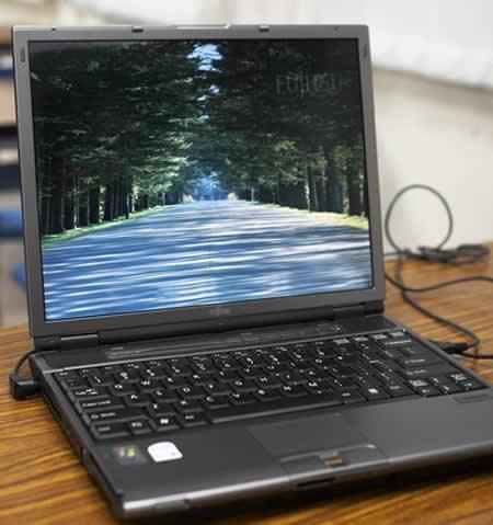 富士通发布13.3寸宽屏笔记本重1.8公斤