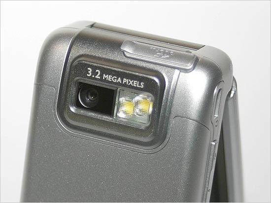 明基西门子320万像素HSDPA手机EF91图赏(4)