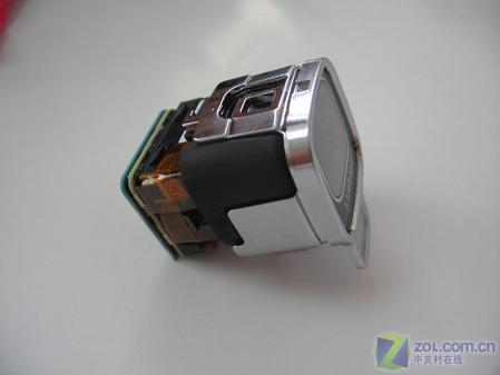 探索蔡司镜头之旅 诺基亚320万像素N93拆解(