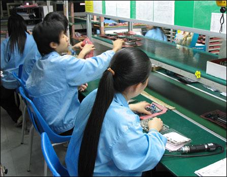 揭开板卡生产神秘面!PConline新天下工厂行