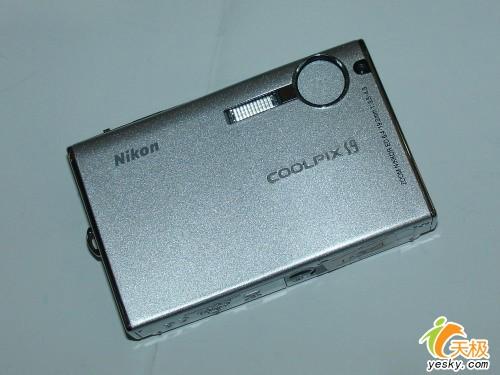 疯狂金属卡片尼康S9数码相机目前仅1700