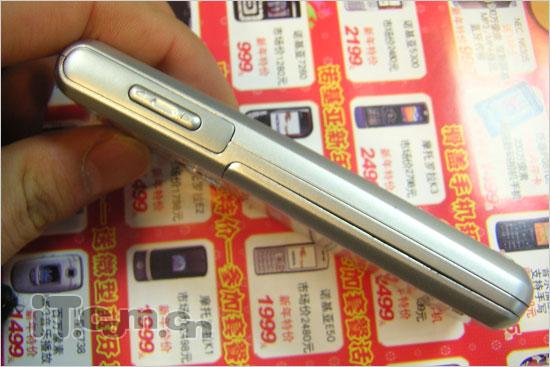 经济实惠泛泰超薄直板手机仅售399