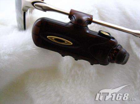 ںMOTO۾RAZRWire(2)