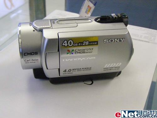 索尼SR200E大CCD高像素硬盘DV上市