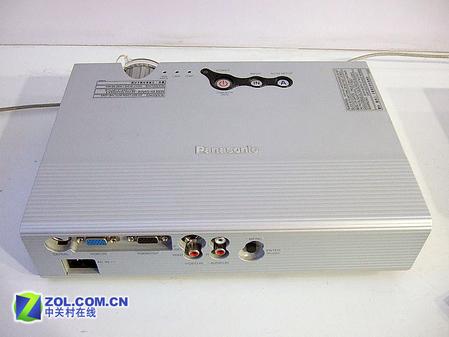 瞠目结舌 松下新品PT-UX75仅万元出头 瞠目结舌松下新品PT-UX75仅万元出头