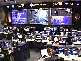 科技时代 科学探索 发现号航天飞机重返太空专题 > 正文 nasa控制室的