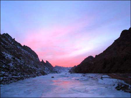 中国最美十大峡谷:天山库车大峡谷(图)_科学探
