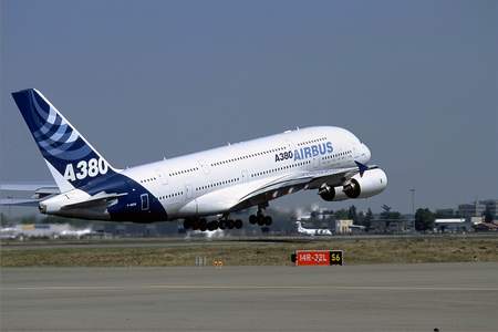 科技时代_空中客车A380飞行测试达到1000飞行小时(图)