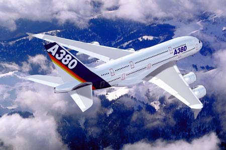 科技时代_空客A380成功进行疏散试验 80秒疏散873人