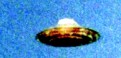 科技时代_俄罗斯客机遭隐形UFO跟踪(组图)