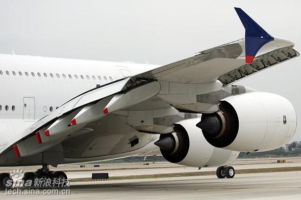 科技时代_图文：最大客机A380宽大的机翼