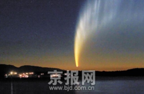 科技时代_北京日报：最亮彗星亲近地球(图)